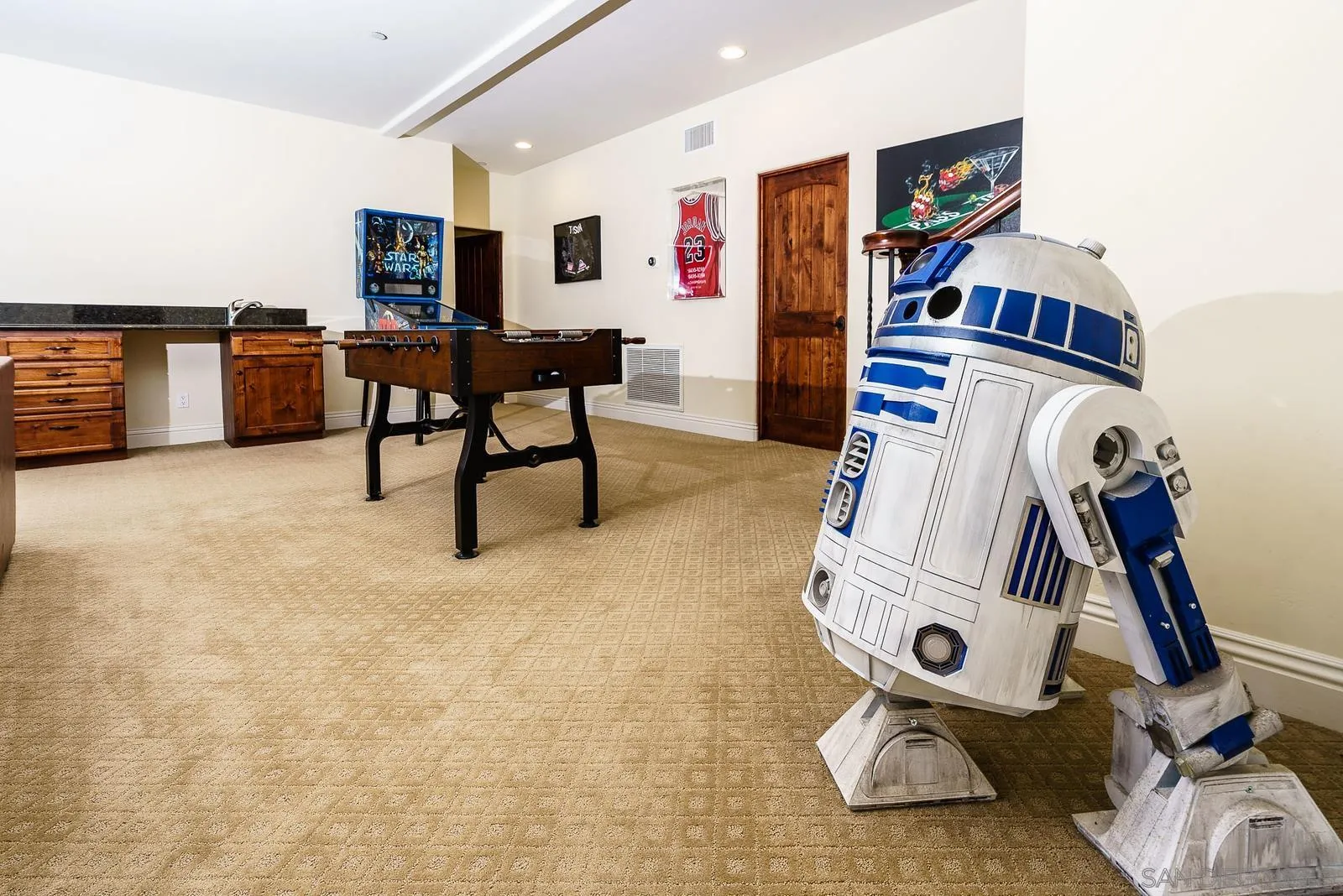 31781 Wrightwood Road Bonsall, CA 92003 - Photo 29 of 46 a view of a room with gym equipment
