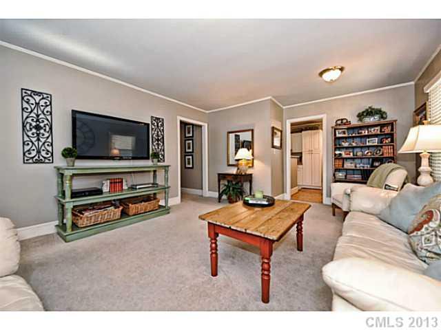 801 Brockbank Road Charlotte, NC 28209 - Photo 3 of 14 Gallery Image 3