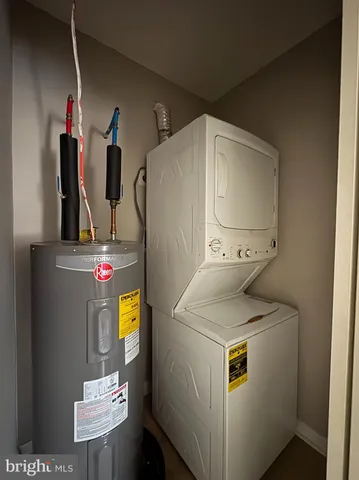 $1,100 | 245 West Ontario Street, Unit 2, Philadelphia, PA 19140