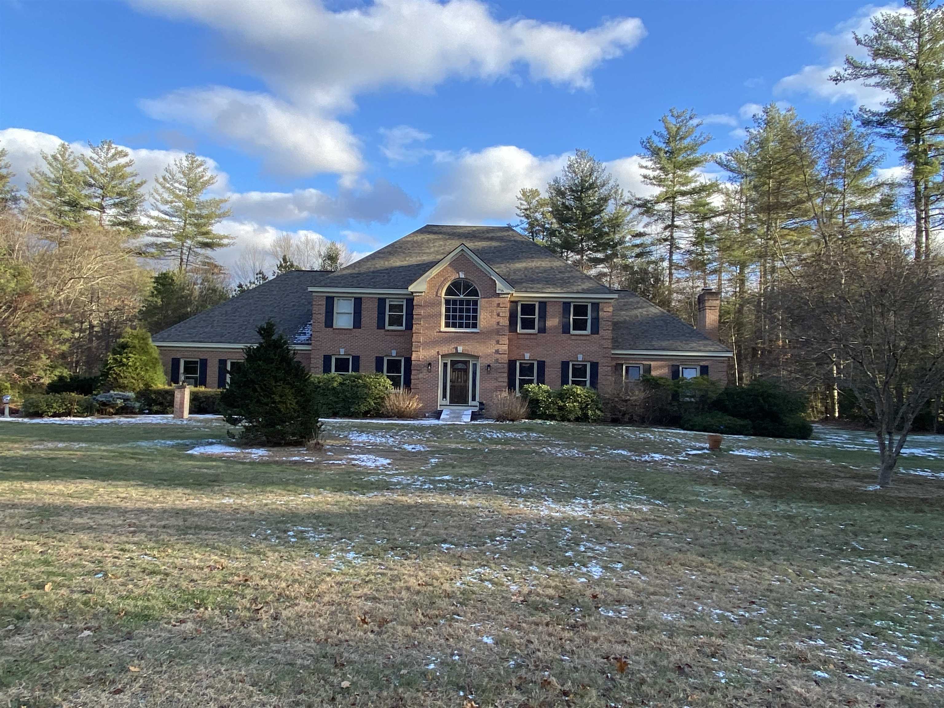 9 Springfield Circle Merrimack, NH 03054 - Photo 1 of 48 Gallery Image 1
