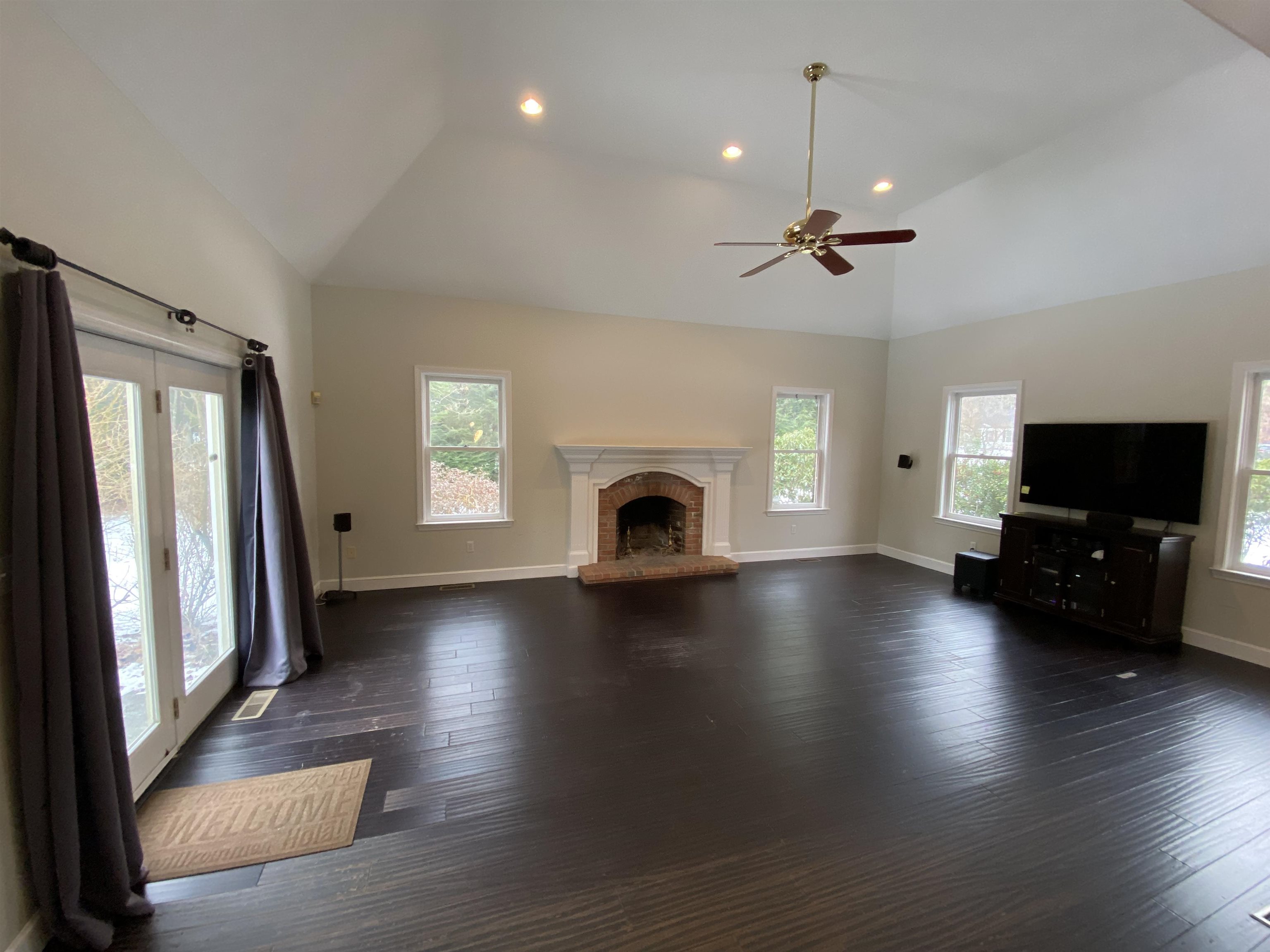 9 Springfield Circle Merrimack, NH 03054 - Photo 19 of 48 Gallery Image 19