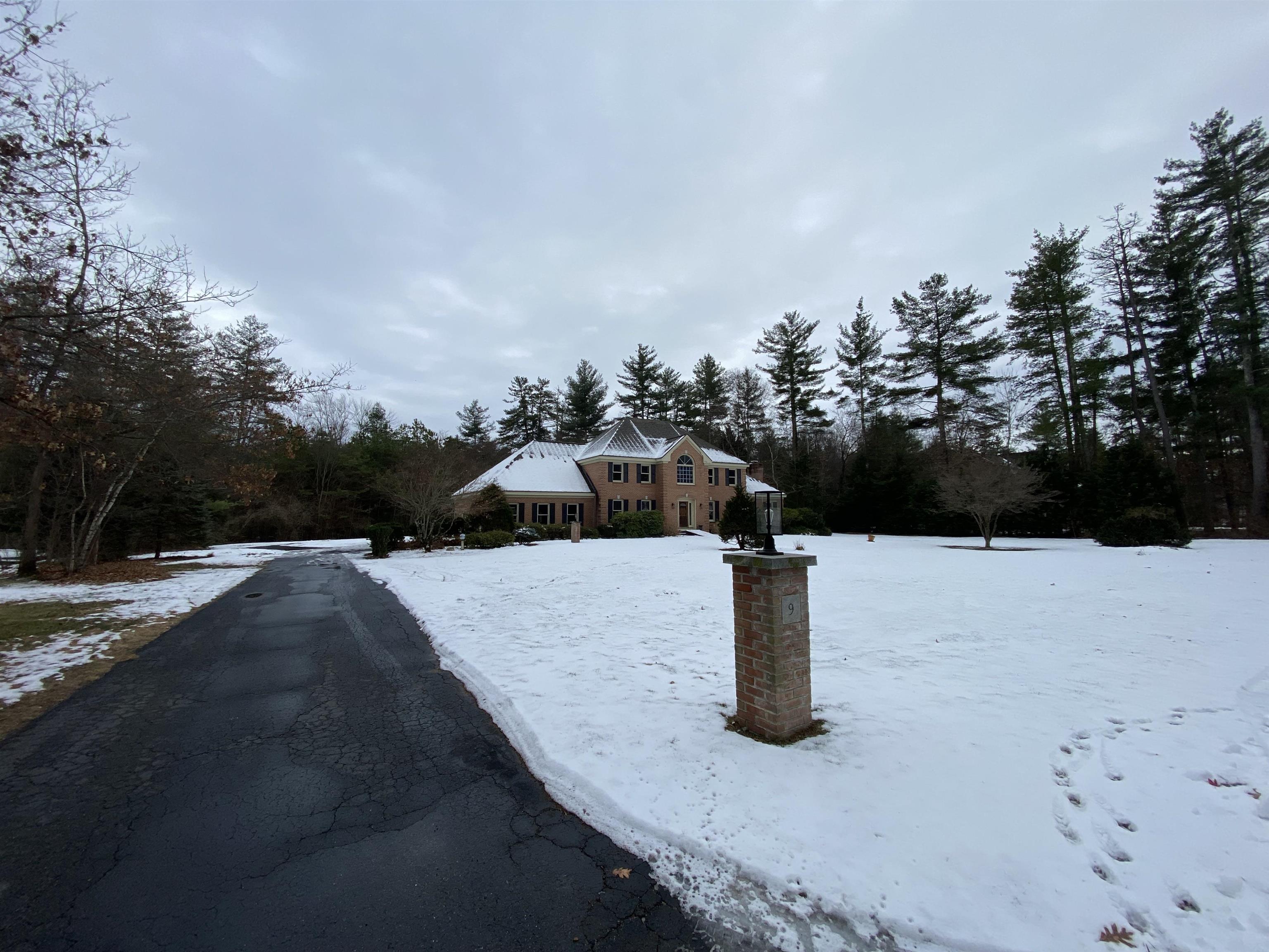 9 Springfield Circle Merrimack, NH 03054 - Photo 34 of 48 Gallery Image 34