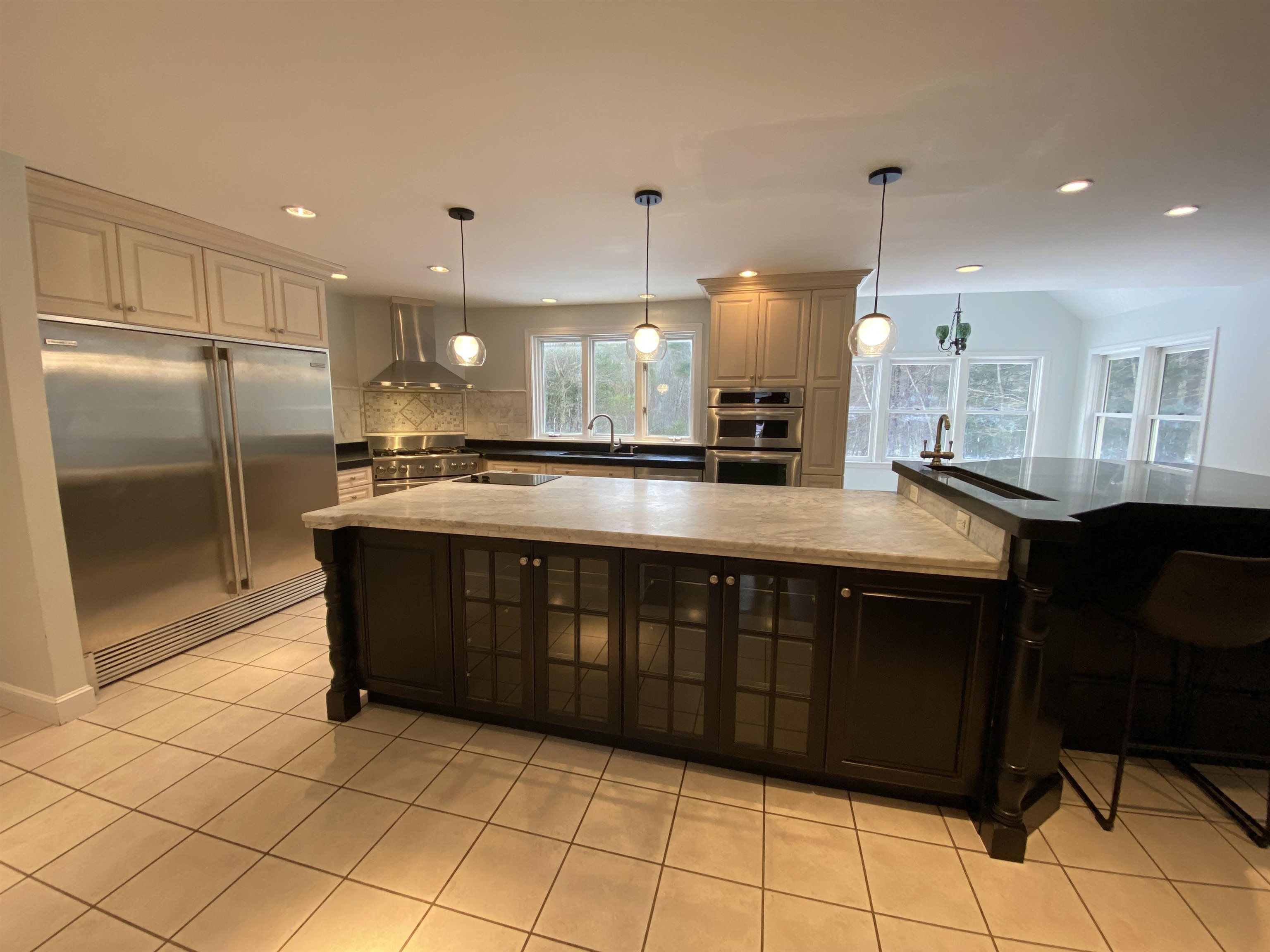 9 Springfield Circle Merrimack, NH 03054 - Photo 8 of 48 Gallery Image 8
