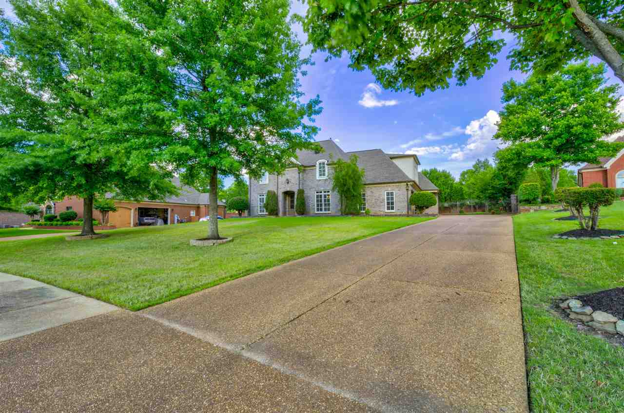 591 Ridge Springs Road Collierville, TN 38017 - Photo 2 of 25