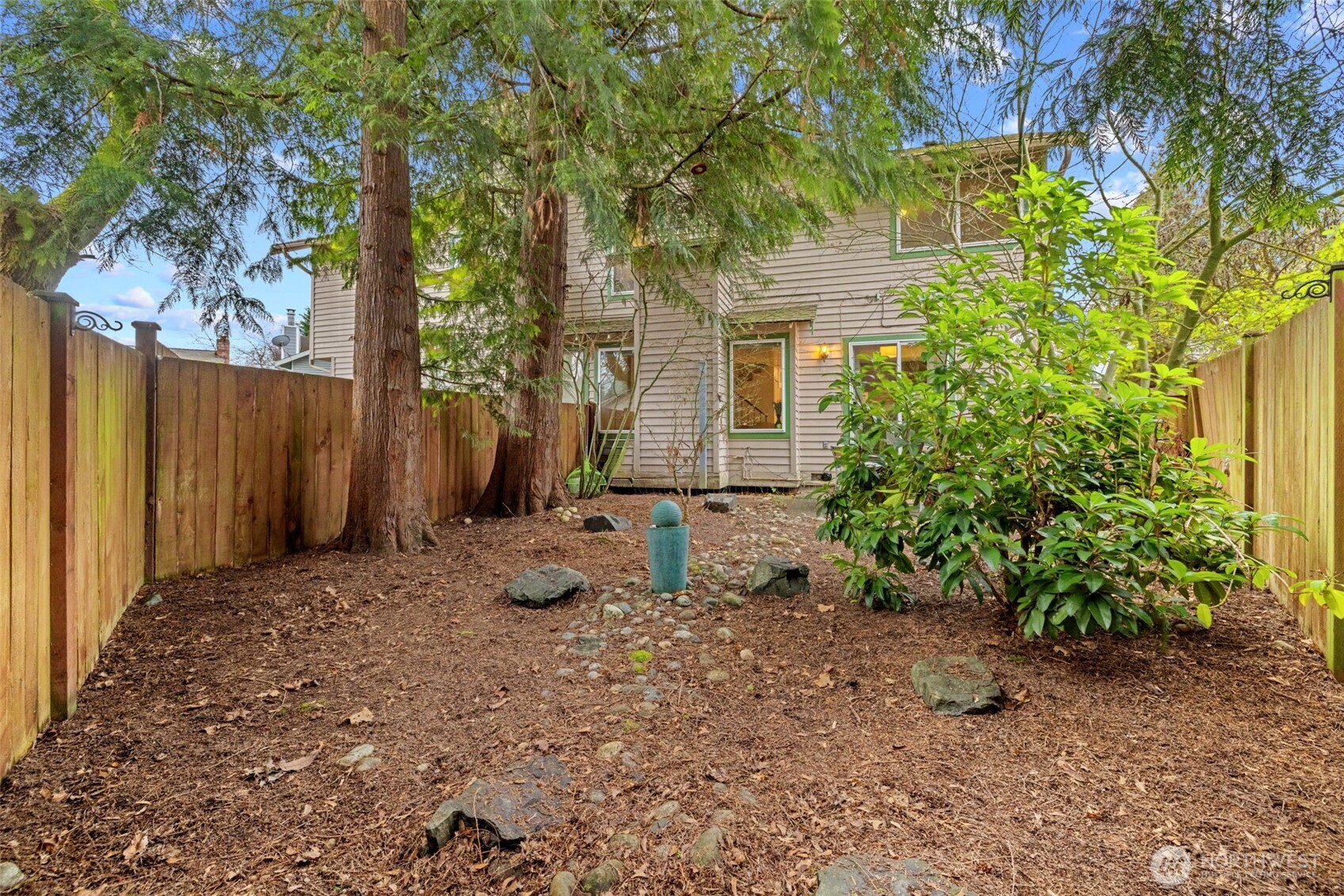 18429 20th Drive Southeast Bothell, WA 98012 - Photo 23 of 26 a backyard of a house with lots of green space