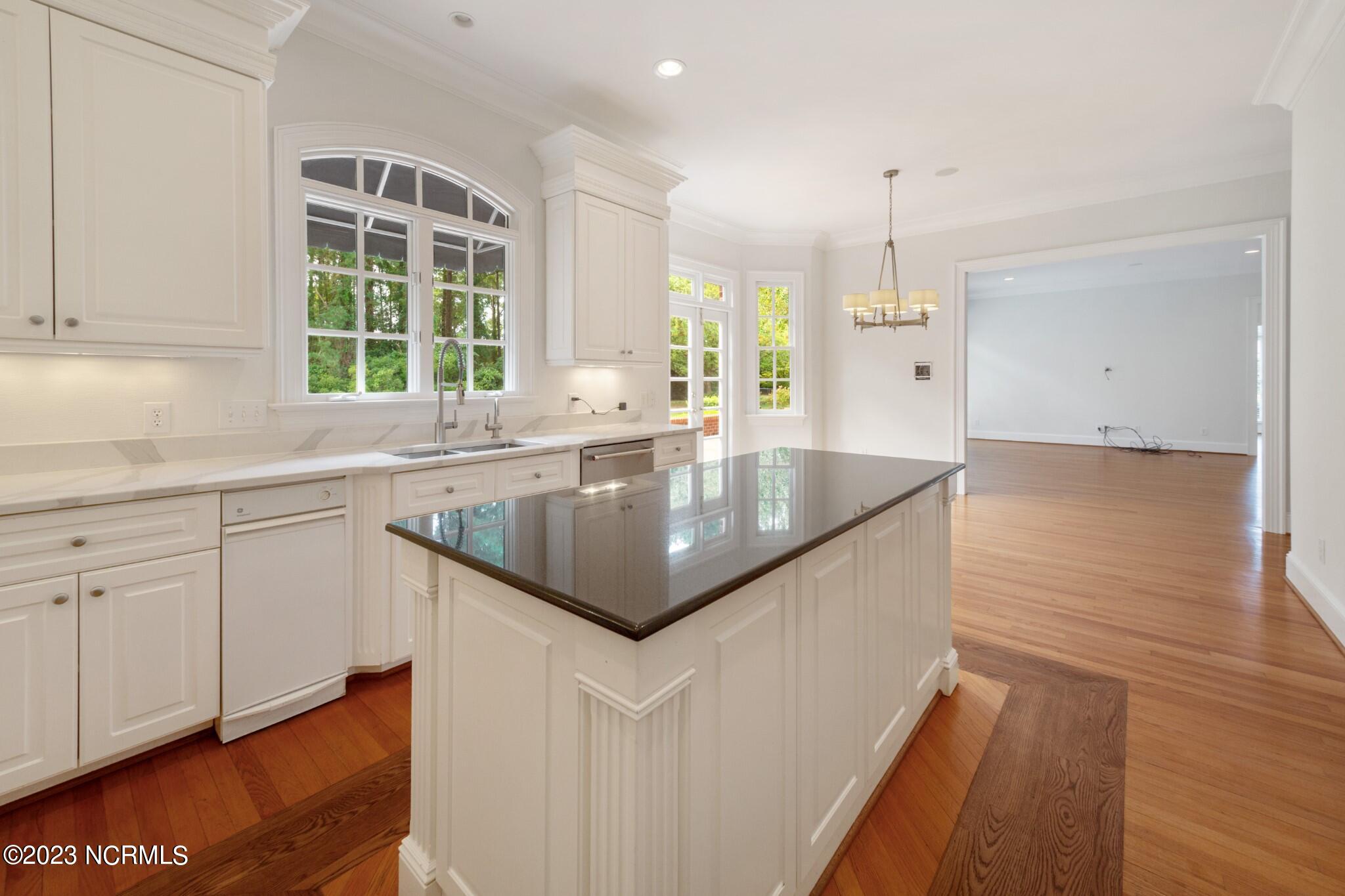 3314 Quail Ridge Road Kinston, NC 28504 - Photo 13 of 29 int (19)