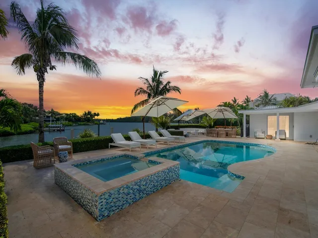 $20,000 | 4601 Sunset Drive, Vero Beach, FL 32963