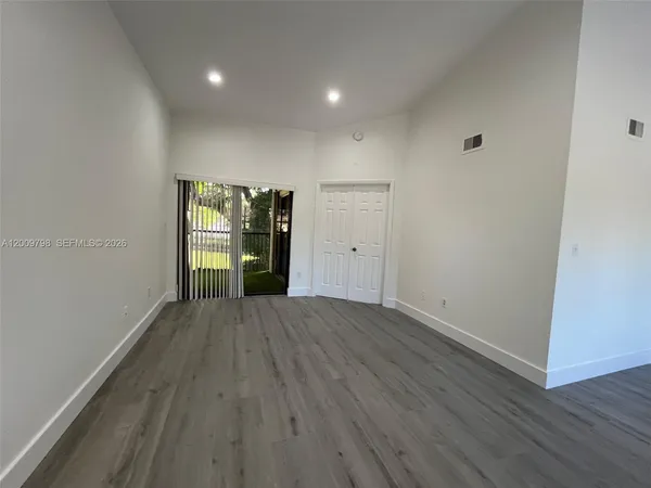 $2,200 | Esprit Condominiums, Miami, FL 33186