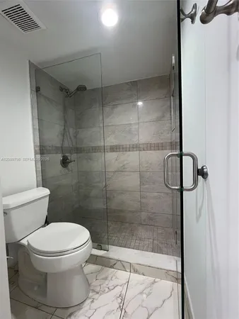$2,200 | Esprit Condominiums, Miami, FL 33186