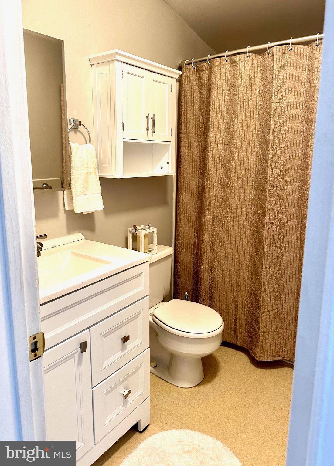 114 Riverside Terrace, Unit 6 Chestertown, MD 21620 - Photo 13 of 20 Bathroom