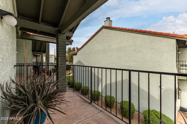 $249,000 | 2315 West Union Hills Drive, Unit 115, Phoenix, AZ 85027