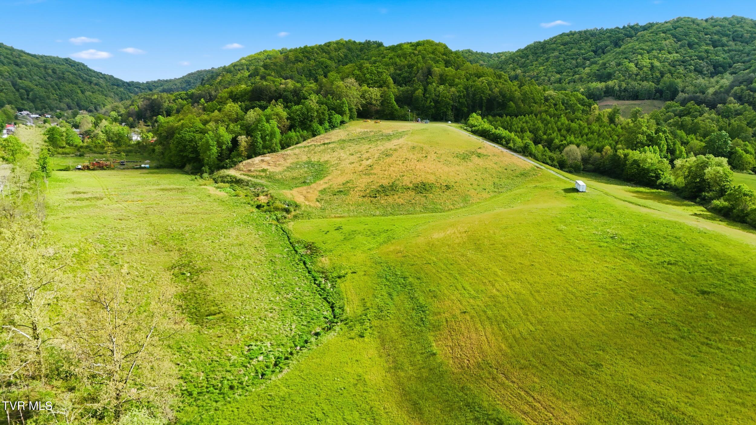 Tbd Toms Creek Road Coeburn, VA 24230 - Photo 4 of 13 11_dji_20260514091124_0738_d