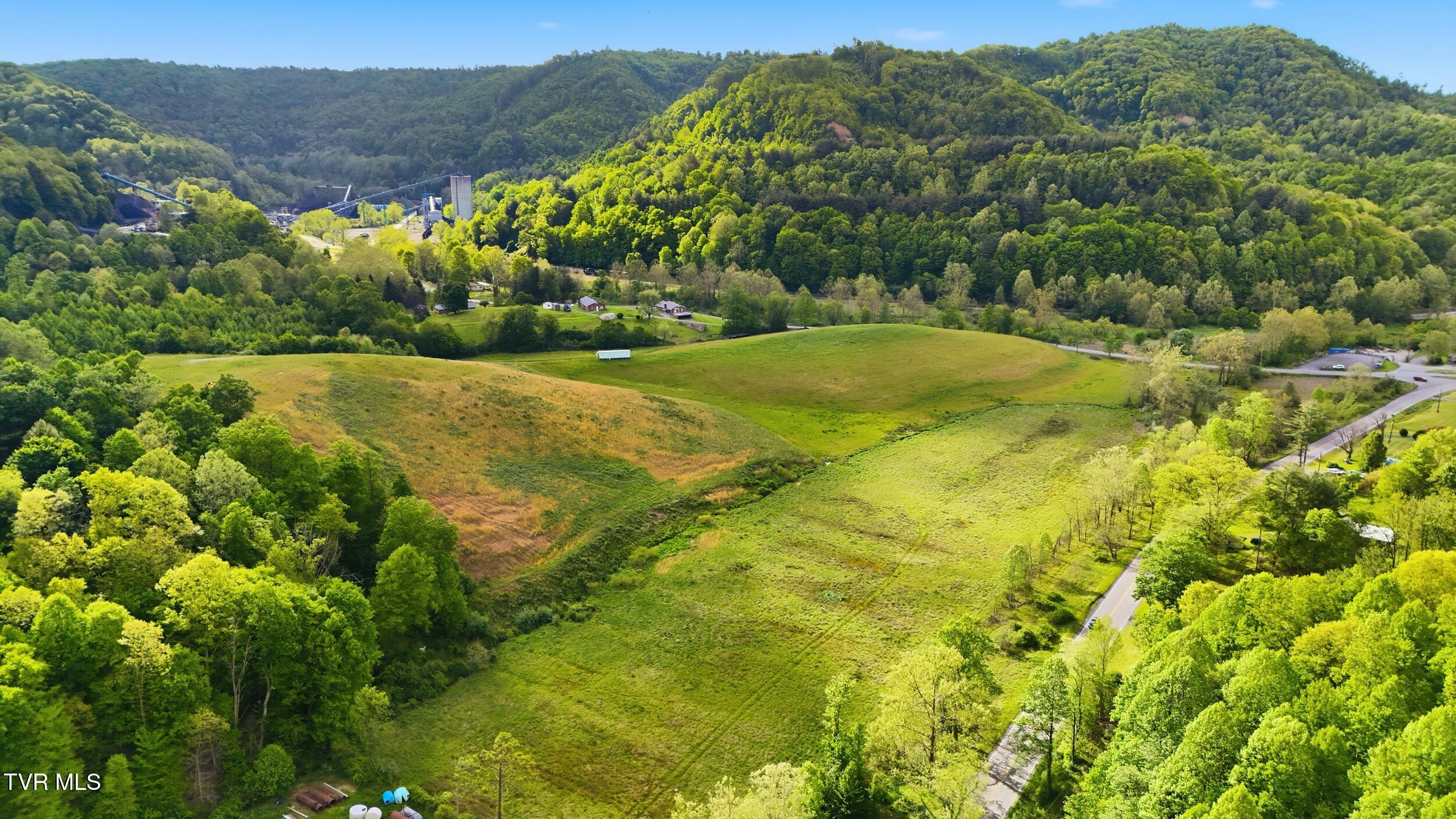 Tbd Toms Creek Road Coeburn, VA 24230 - Photo 6 of 13 9_dji_20260514091028_0736_d