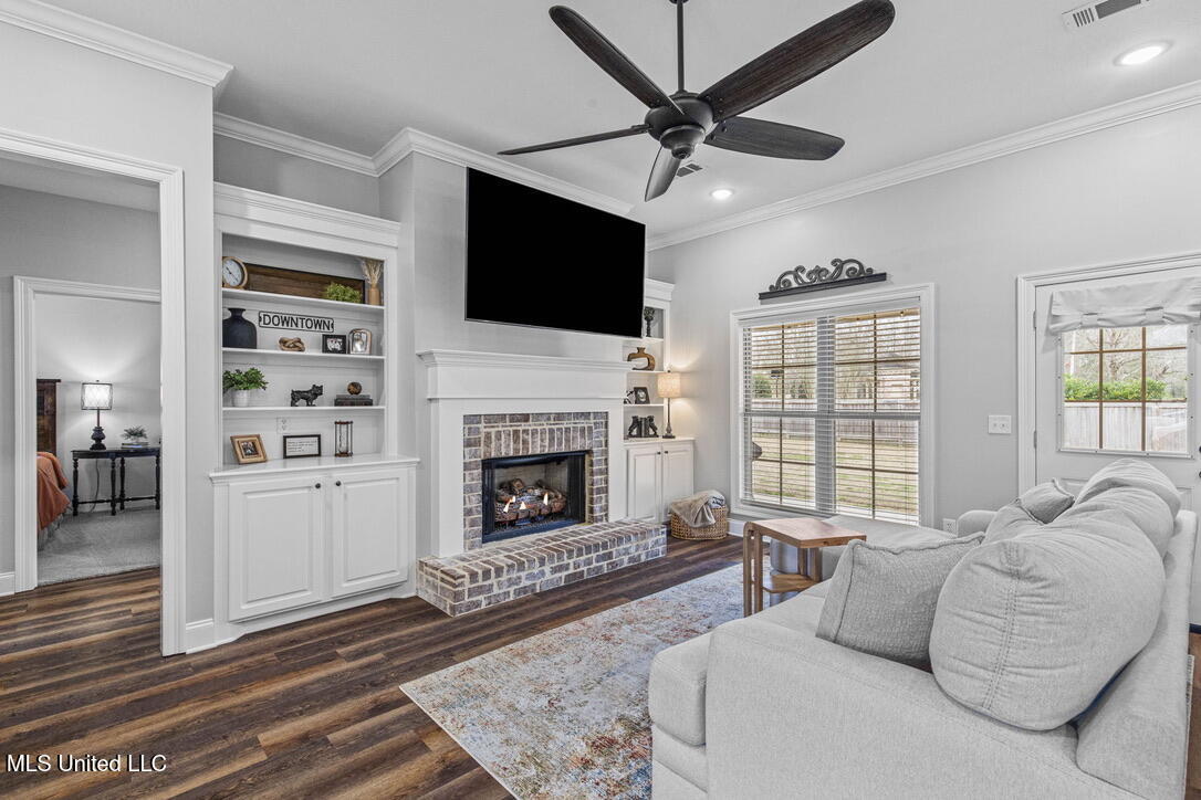 144 Western Ridge Circle Canton, MS 39046 - Photo 11 of 35 AC215E43-7F30-4B67-AE54-43B0D1B9571F_1_1