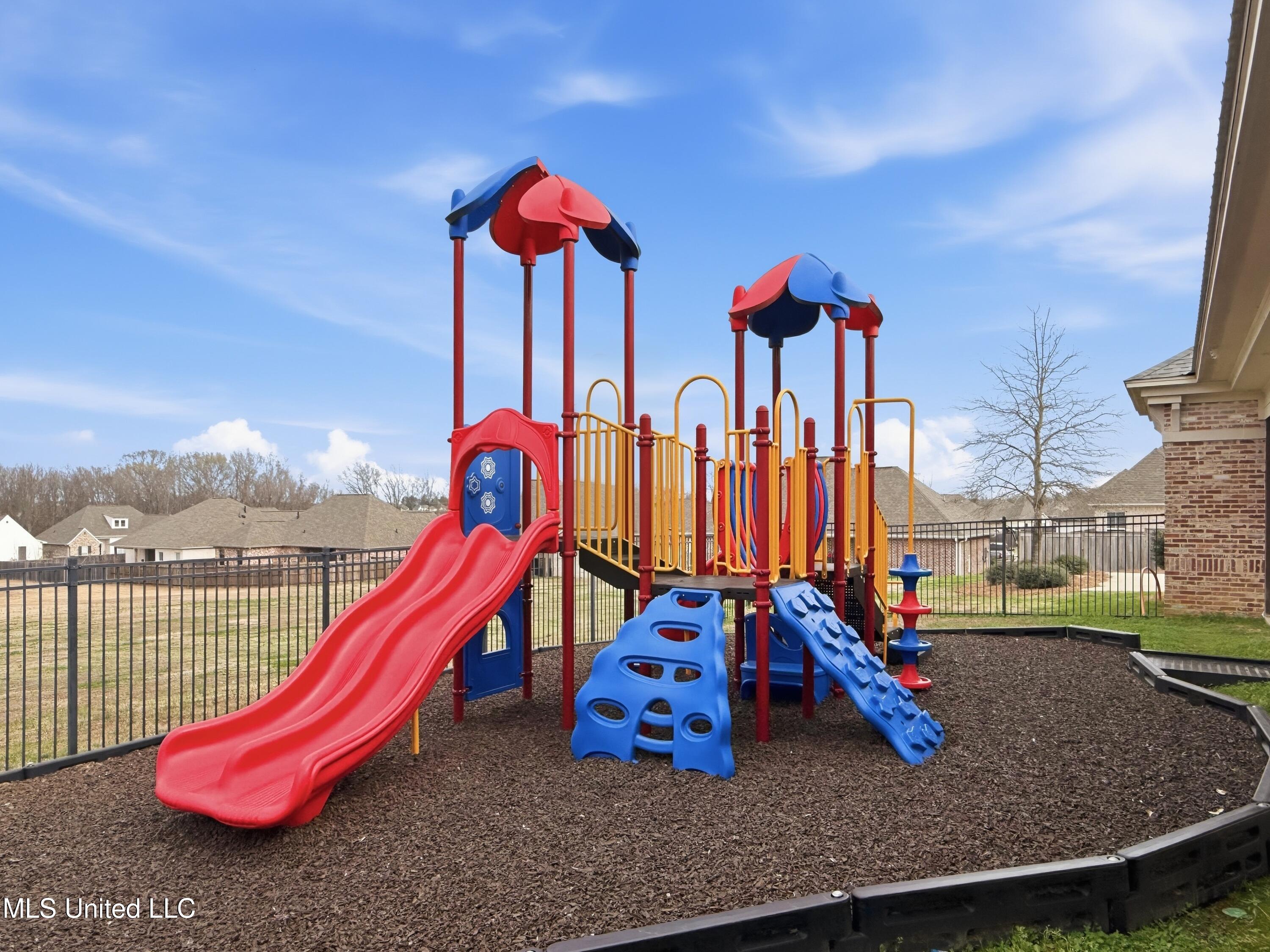 144 Western Ridge Circle Canton, MS 39046 - Photo 33 of 35 51A11FBB-3F92-4FF2-A3BF-B534A01676BD