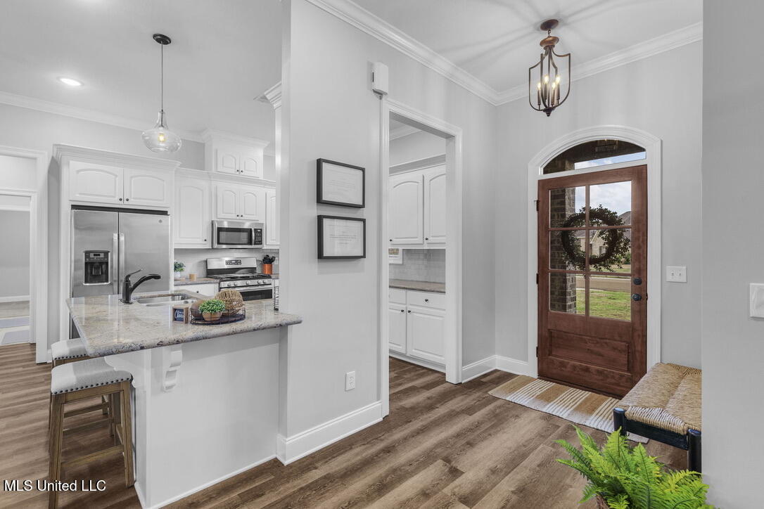 144 Western Ridge Circle Canton, MS 39046 - Photo 6 of 35 2DBDF634-C704-4AA4-A2EA-3ACD4FDF79F8_1_1