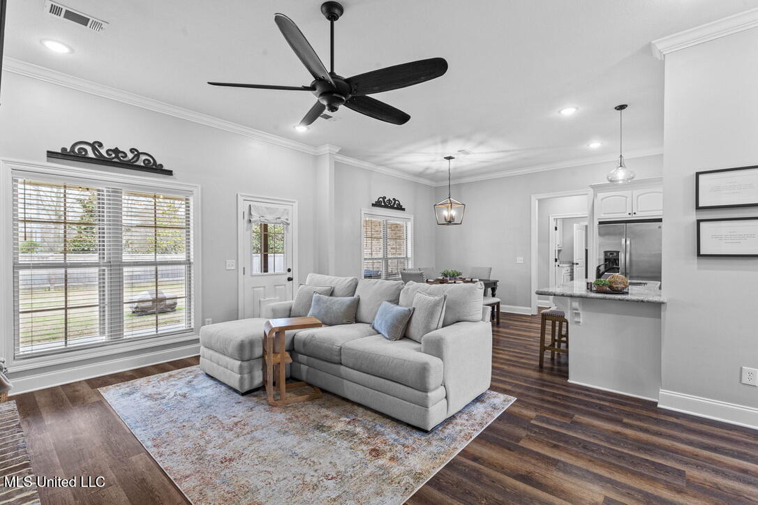 144 Western Ridge Circle Canton, MS 39046 - Photo 9 of 35 A5073705-D41D-4E21-85E9-D026B15233B0_1_1