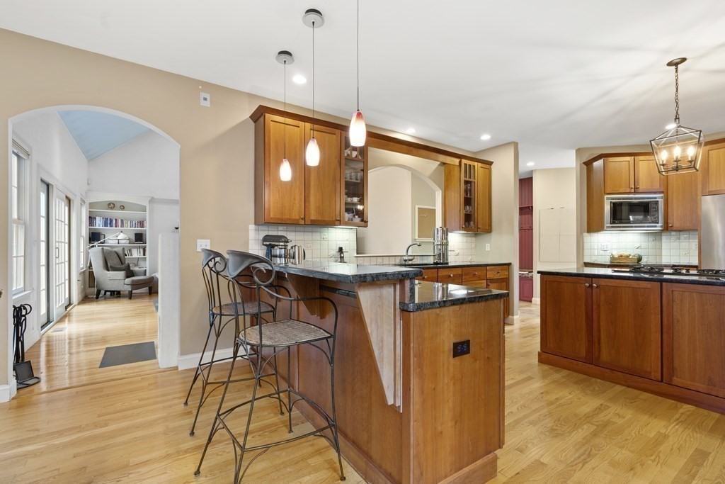 43 Farm Hill Road Natick, MA 01760 - Photo 8 of 38 Gallery Image 8