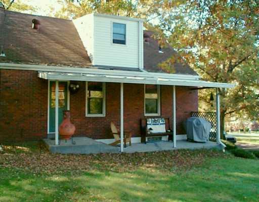 356 Inwood Road Pittsburgh, PA 15237 - Photo 3 of 8