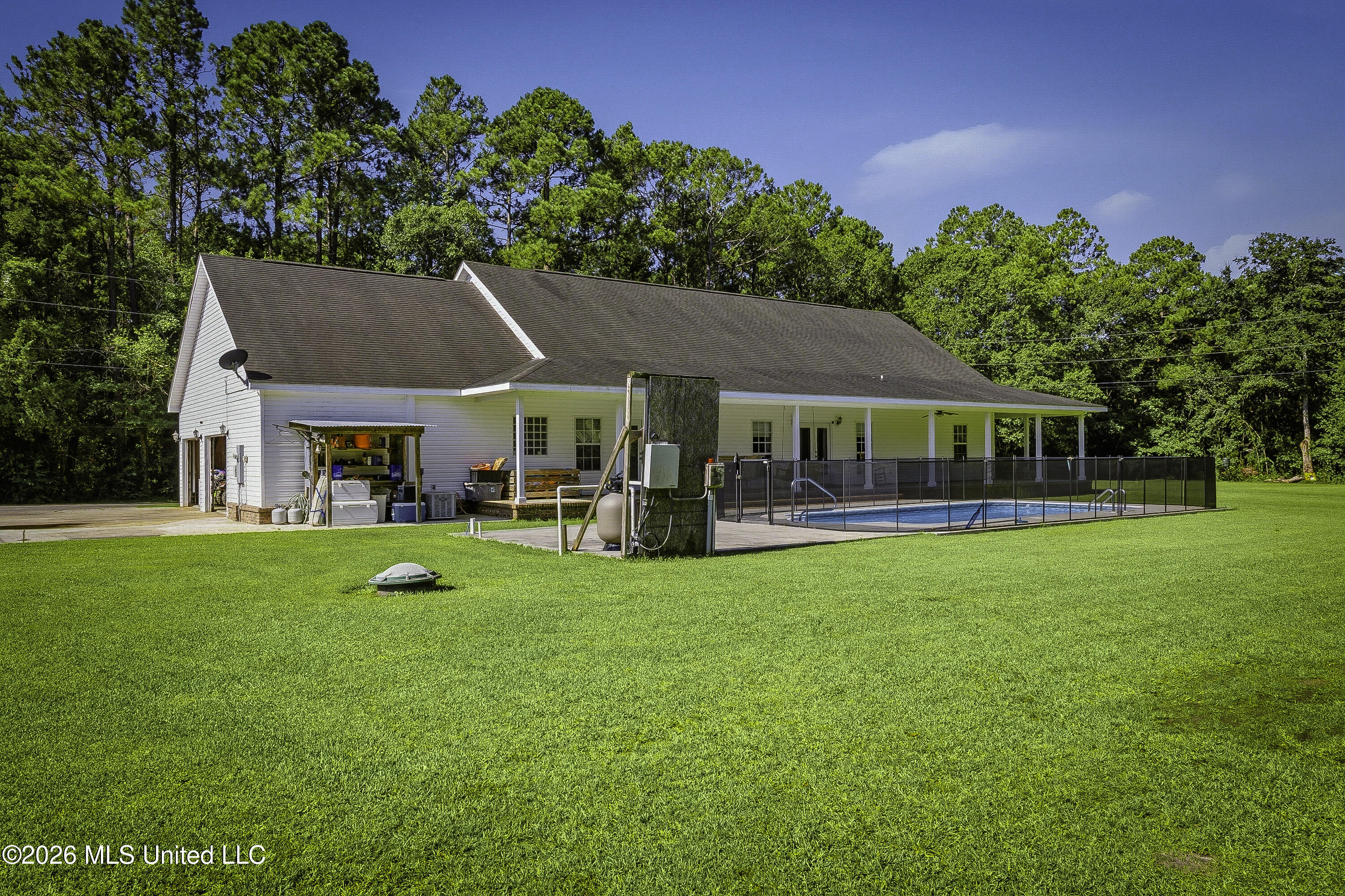 8217 Tucker Road Biloxi, MS 39532 - Photo 47 of 48 00047