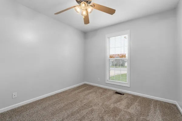 $1,550 | 410 Sandburg Drive, Clarksville, TN 37042