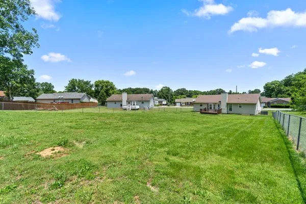 $1,550 | 410 Sandburg Drive, Clarksville, TN 37042