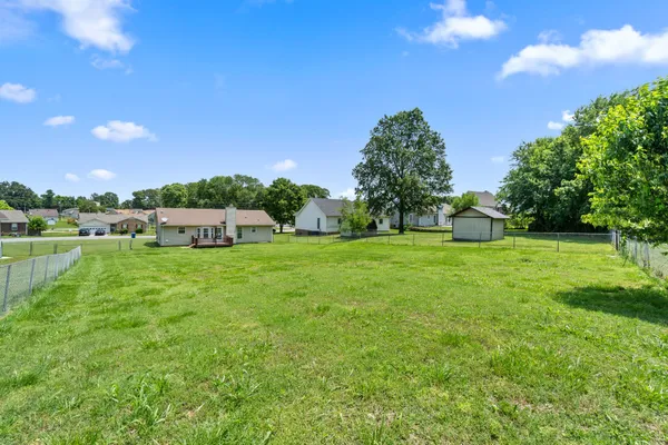 $1,550 | 410 Sandburg Drive, Clarksville, TN 37042