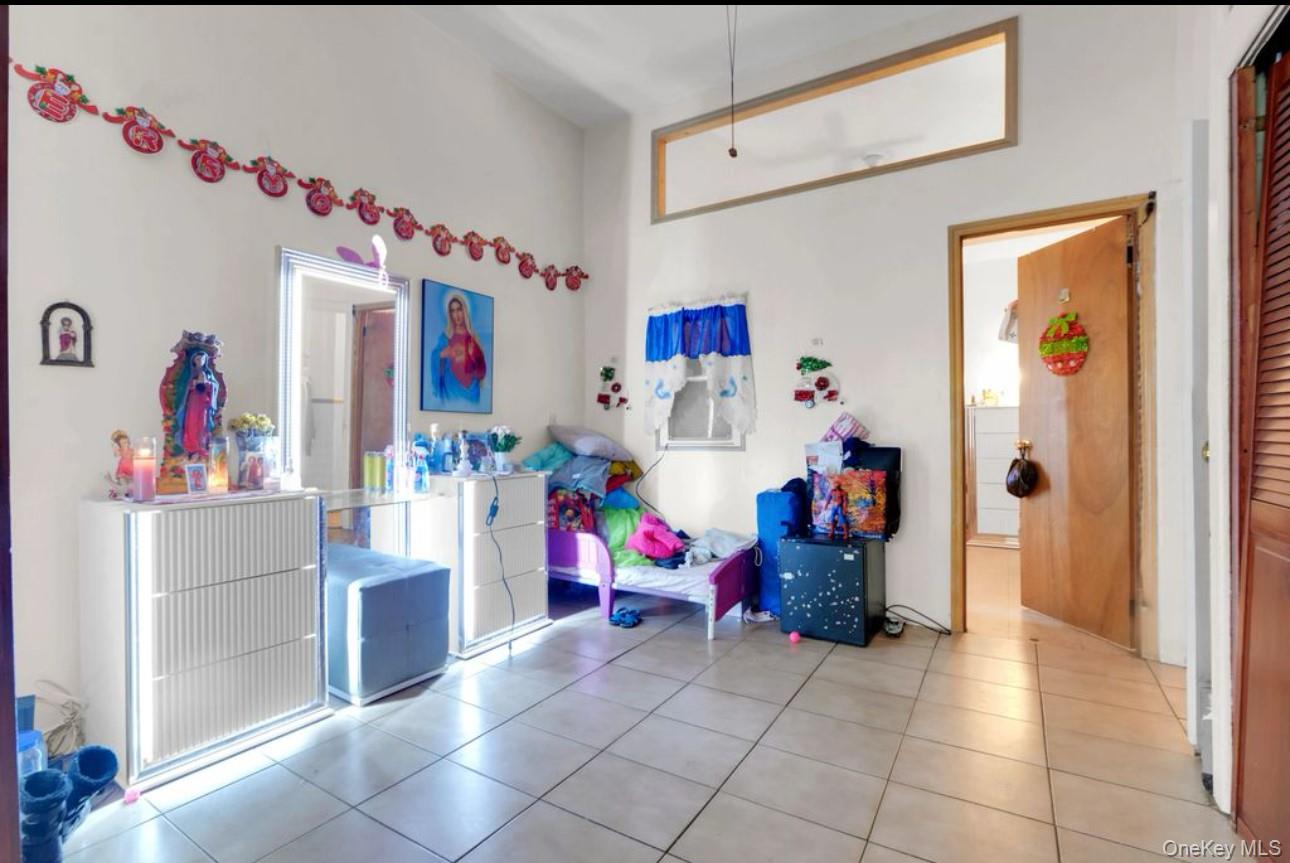 88-22 85th Street Queens, NY 11421 - Photo 6 of 33