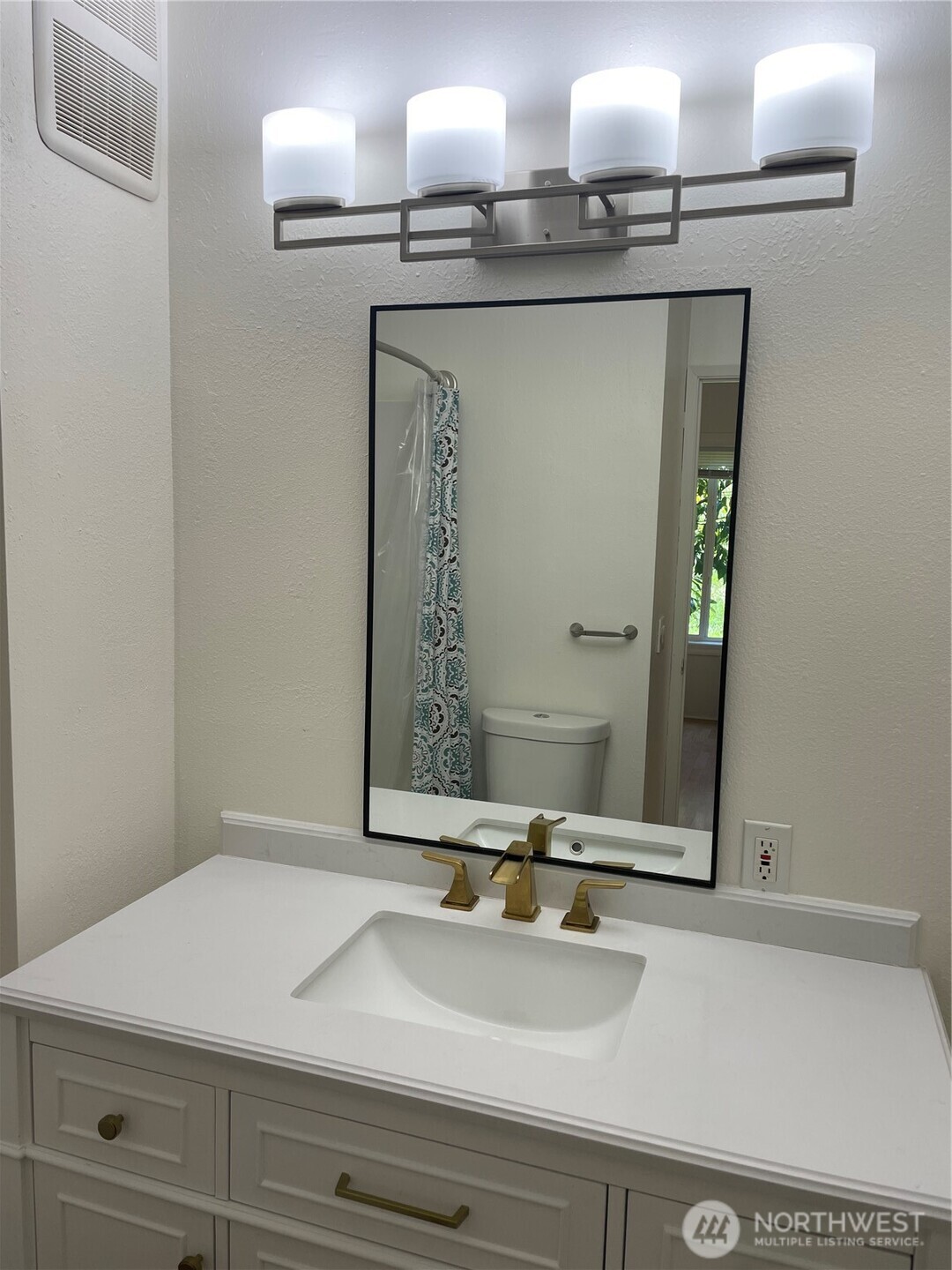 1007 22nd Street Bellingham, WA 98225 - Photo 15 of 33