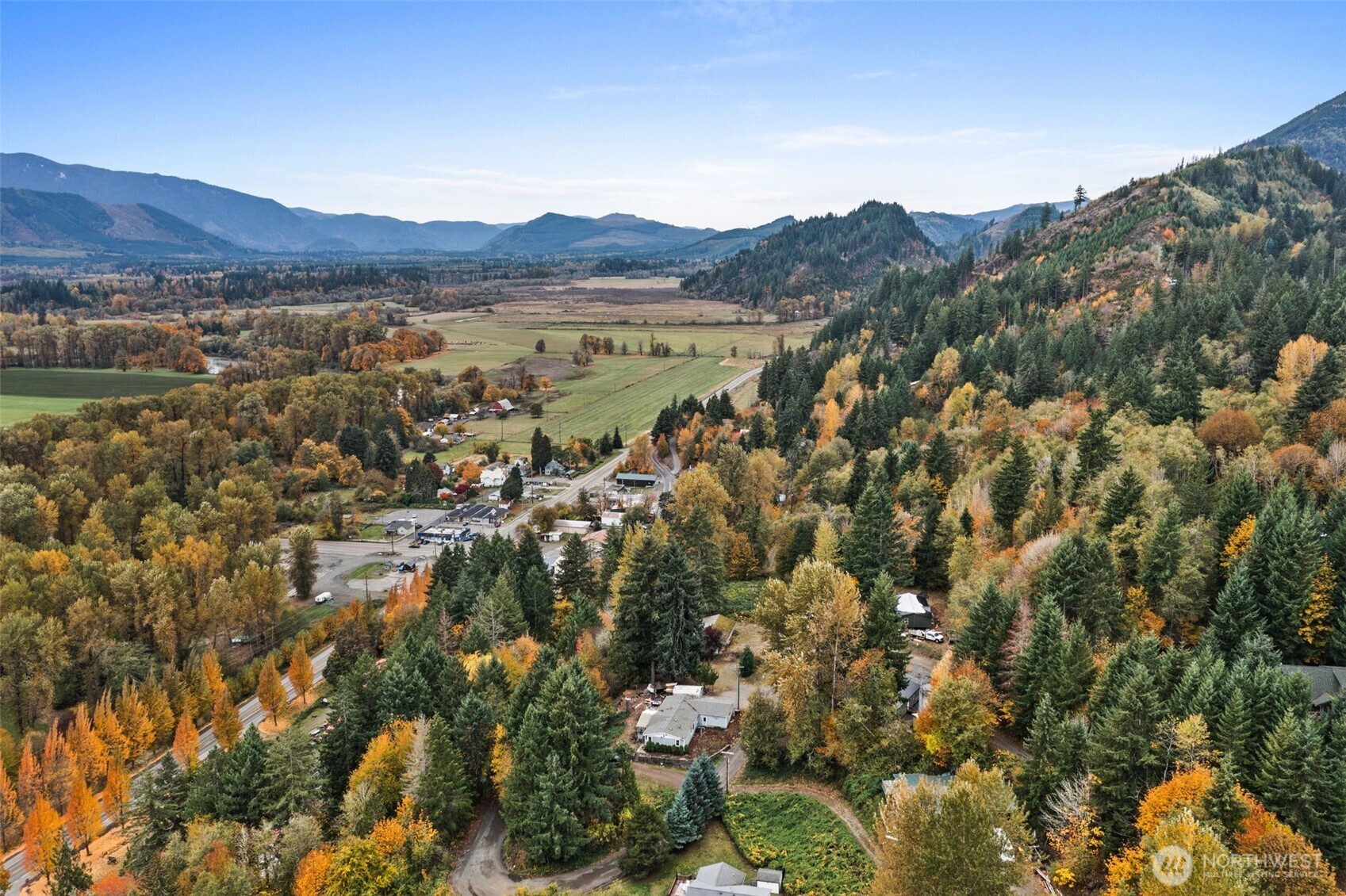 172 Boyd Road Randle, WA 98377 - Photo 6 of 30 a view of city and mountain