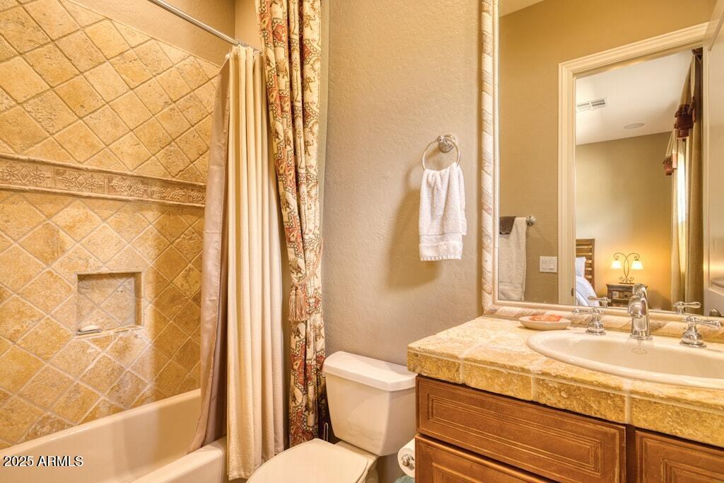 9698 East Vantage Point Road Scottsdale, AZ 85262 - Photo 51 of 74 Guest Bath 2