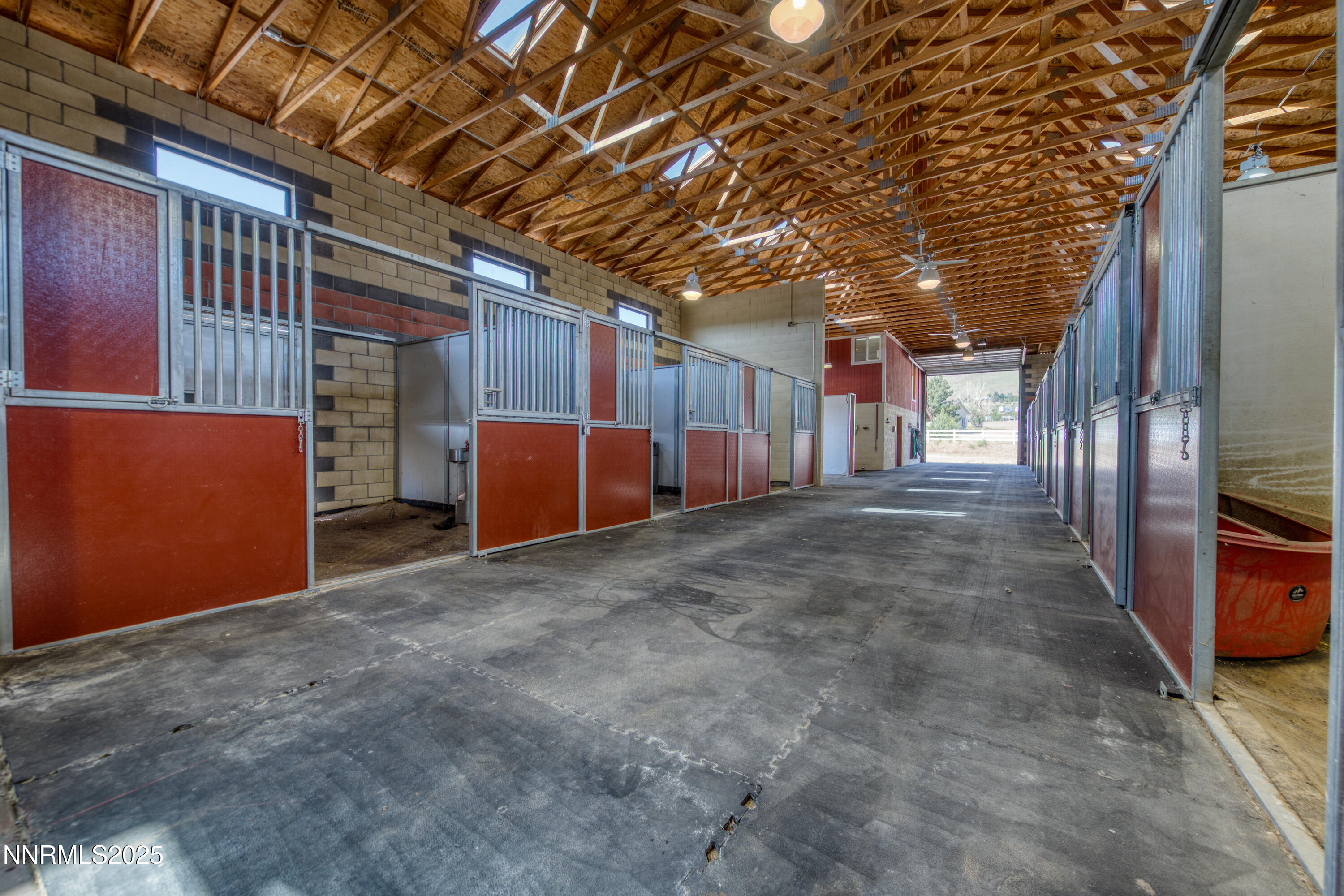 160 Shetland Circle Reno, NV 89508 - Photo 11 of 84 Barn Interior