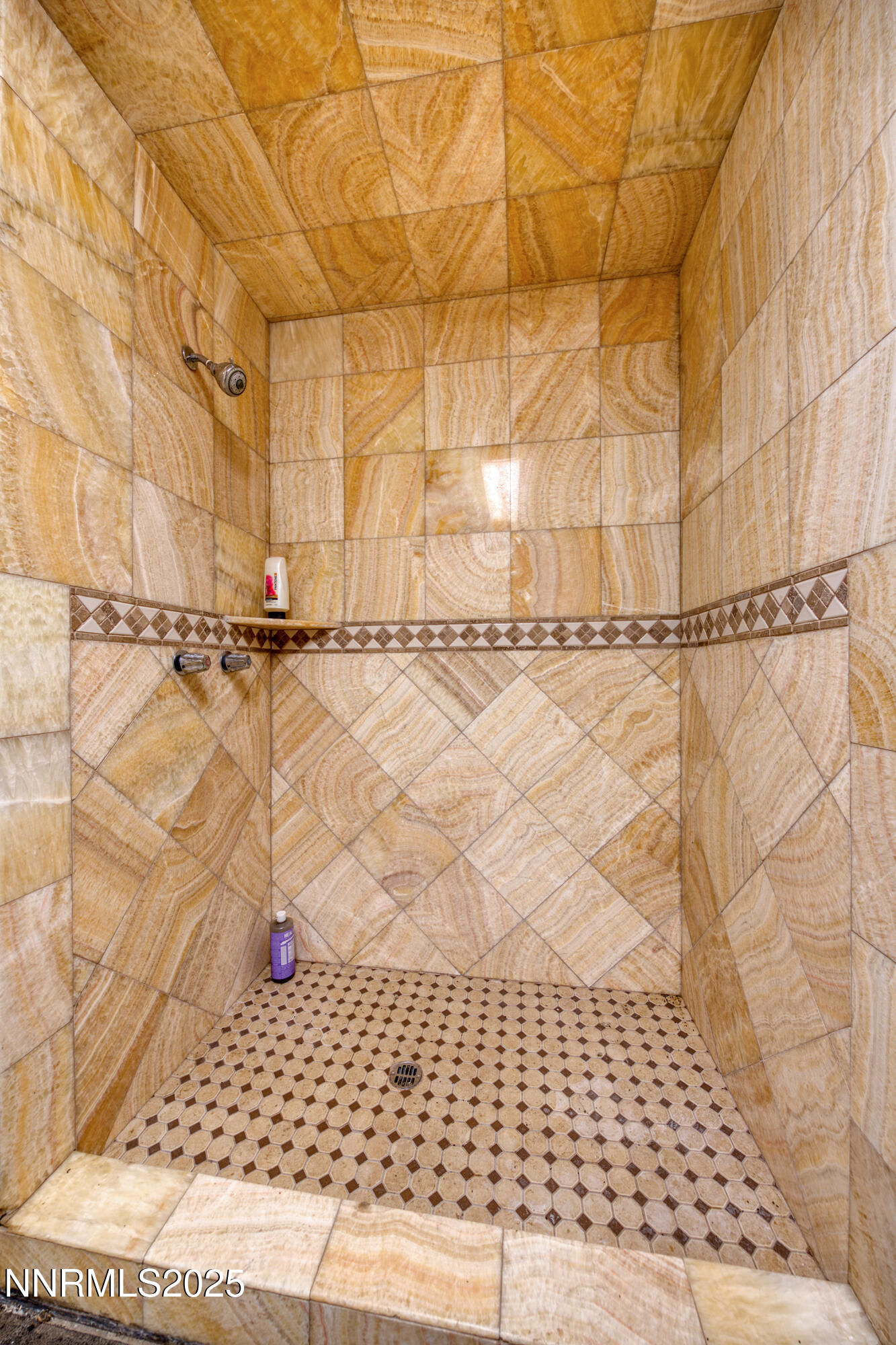 160 Shetland Circle Reno, NV 89508 - Photo 16 of 84 Barn Bathroom