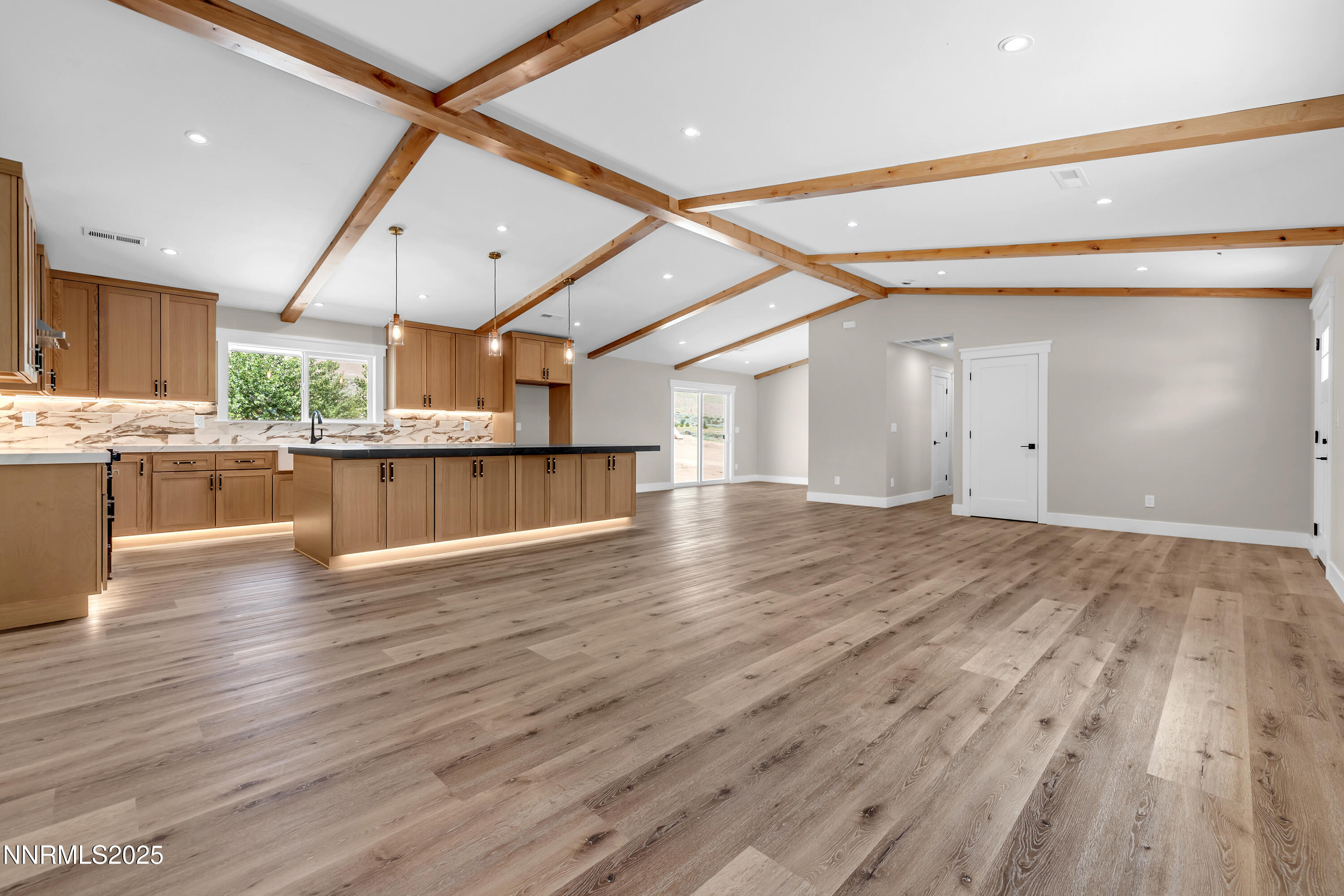 160 Shetland Circle Reno, NV 89508 - Photo 37 of 84 Great Room