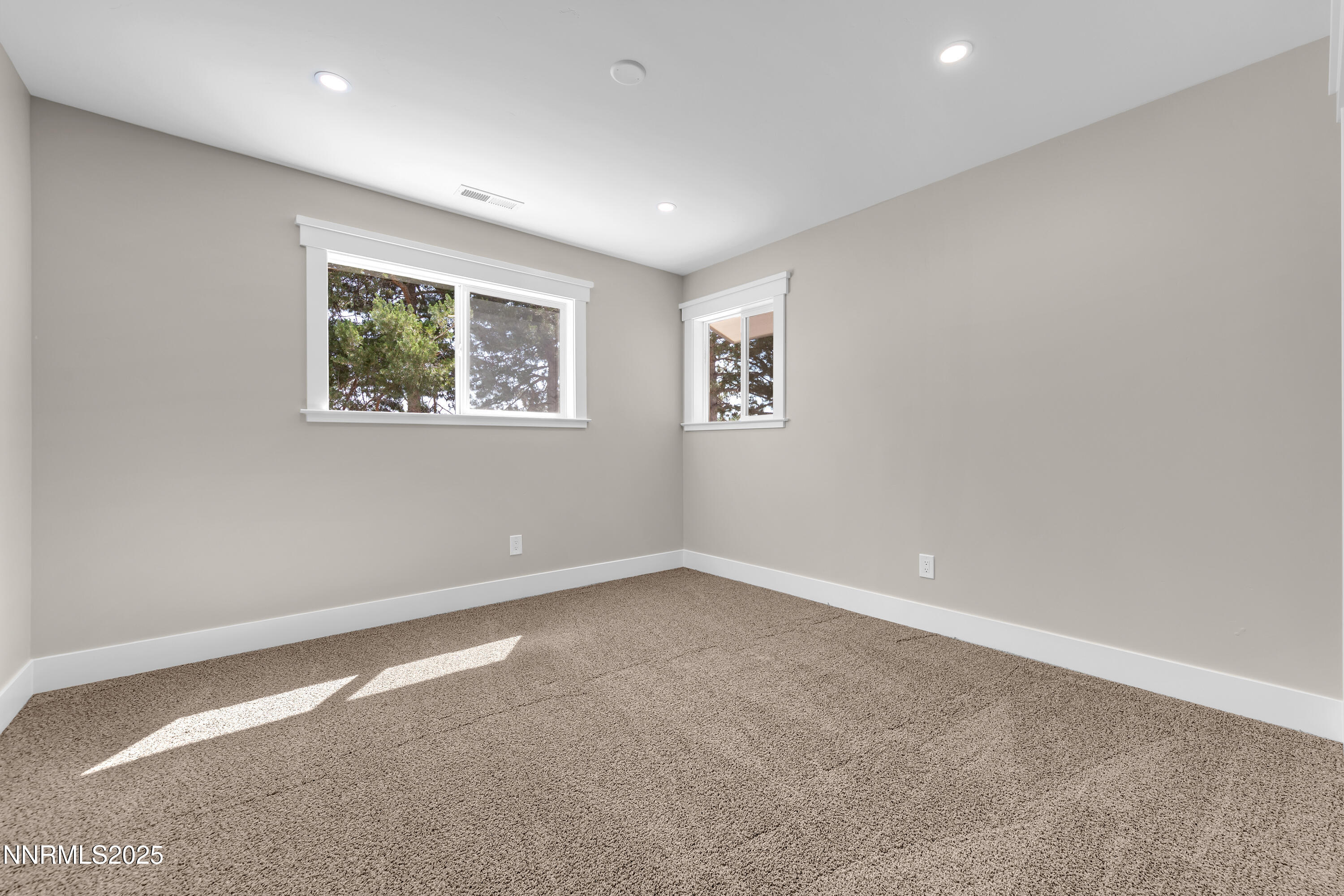 160 Shetland Circle Reno, NV 89508 - Photo 52 of 84 Bedroom 3