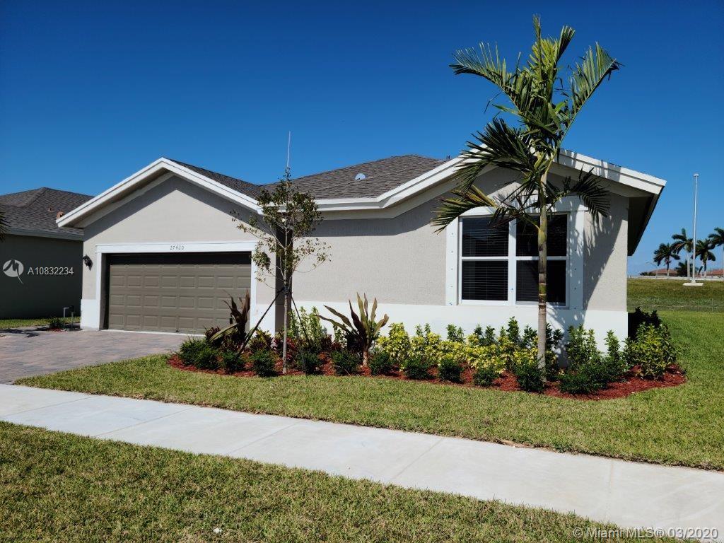 27420 Southwest 135th Ave Road Homestead, FL 33032 - Photo 2 of 15