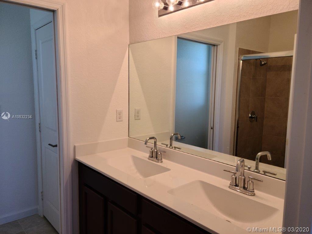 27420 Southwest 135th Ave Road Homestead, FL 33032 - Photo 13 of 15