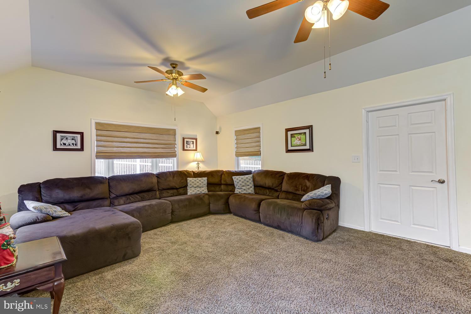126 Northwood Road Newtown Square, PA 19073 - Photo 16 of 38 Great Room