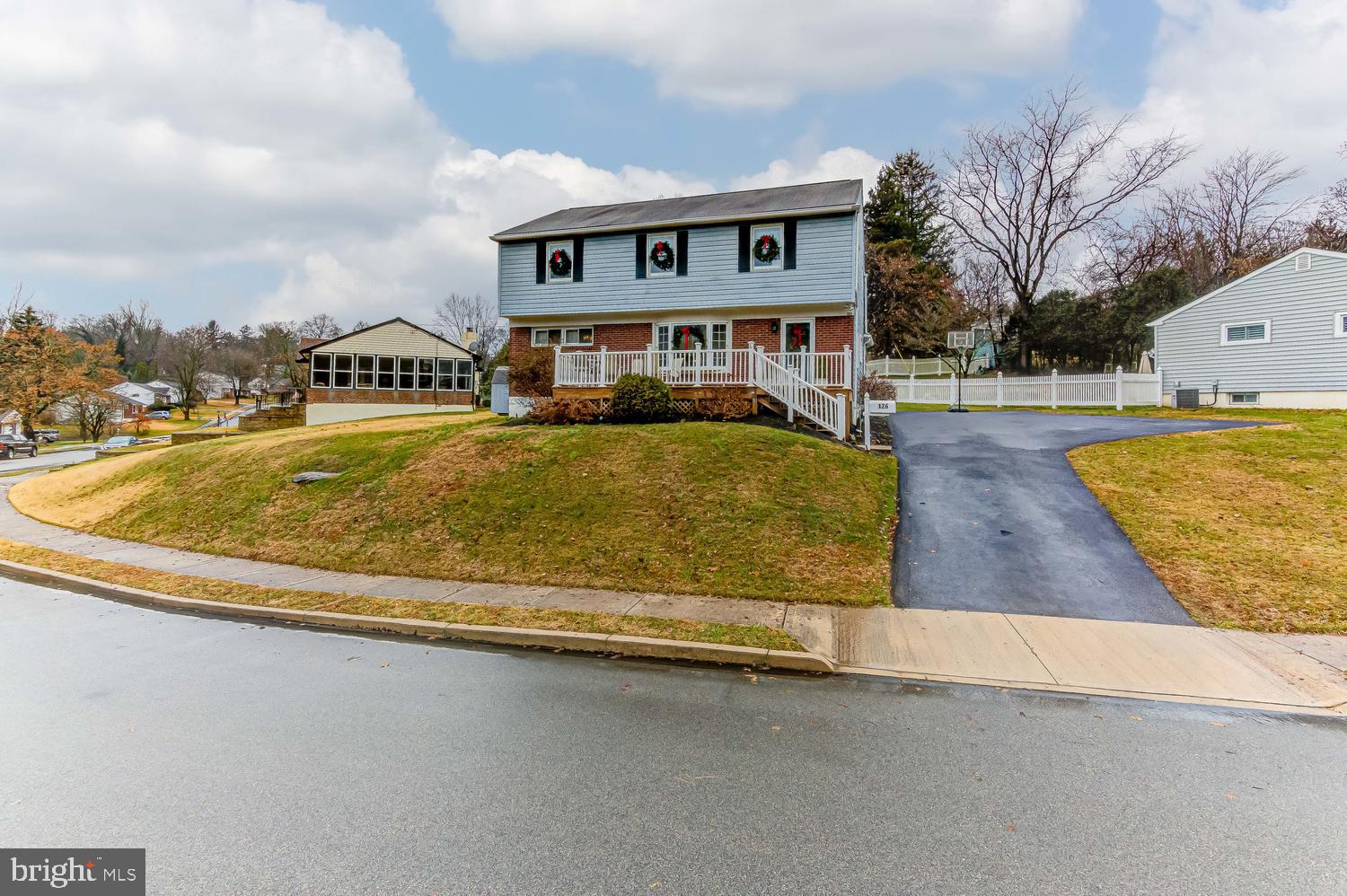 126 Northwood Road Newtown Square, PA 19073 - Photo 3 of 38 Front View