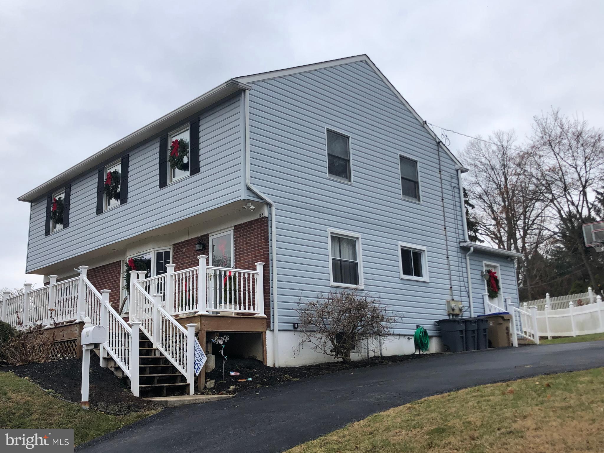 126 Northwood Road Newtown Square, PA 19073 - Photo 4 of 38 Front/Side View