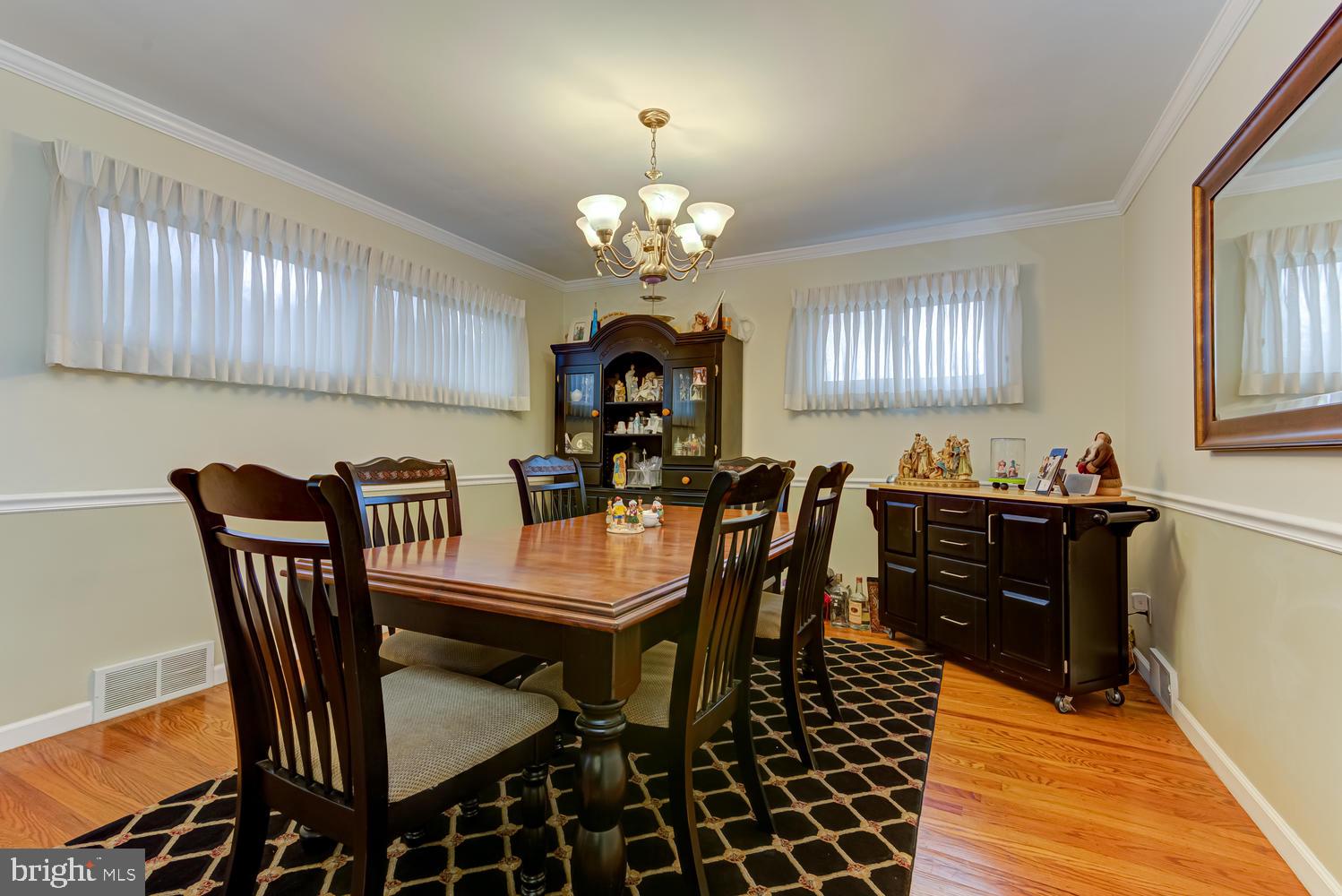 126 Northwood Road Newtown Square, PA 19073 - Photo 9 of 38 Dining Room