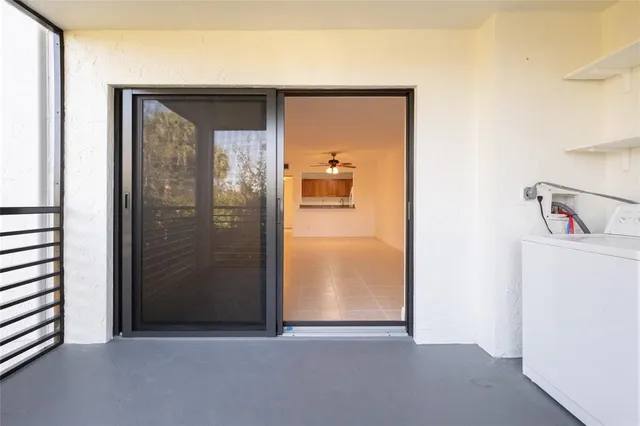 $176,900 | 9233 Southwest 8th Street, Unit 222, Boca Raton, FL 33428