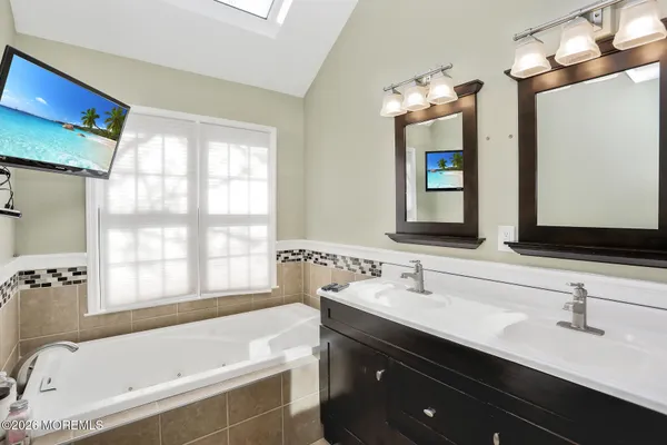 $1,199,000 | 815 Hastings Lane, Point Pleasant, NJ 08742