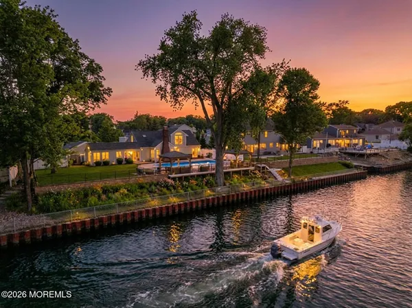 $1,199,000 | 815 Hastings Lane, Point Pleasant, NJ 08742