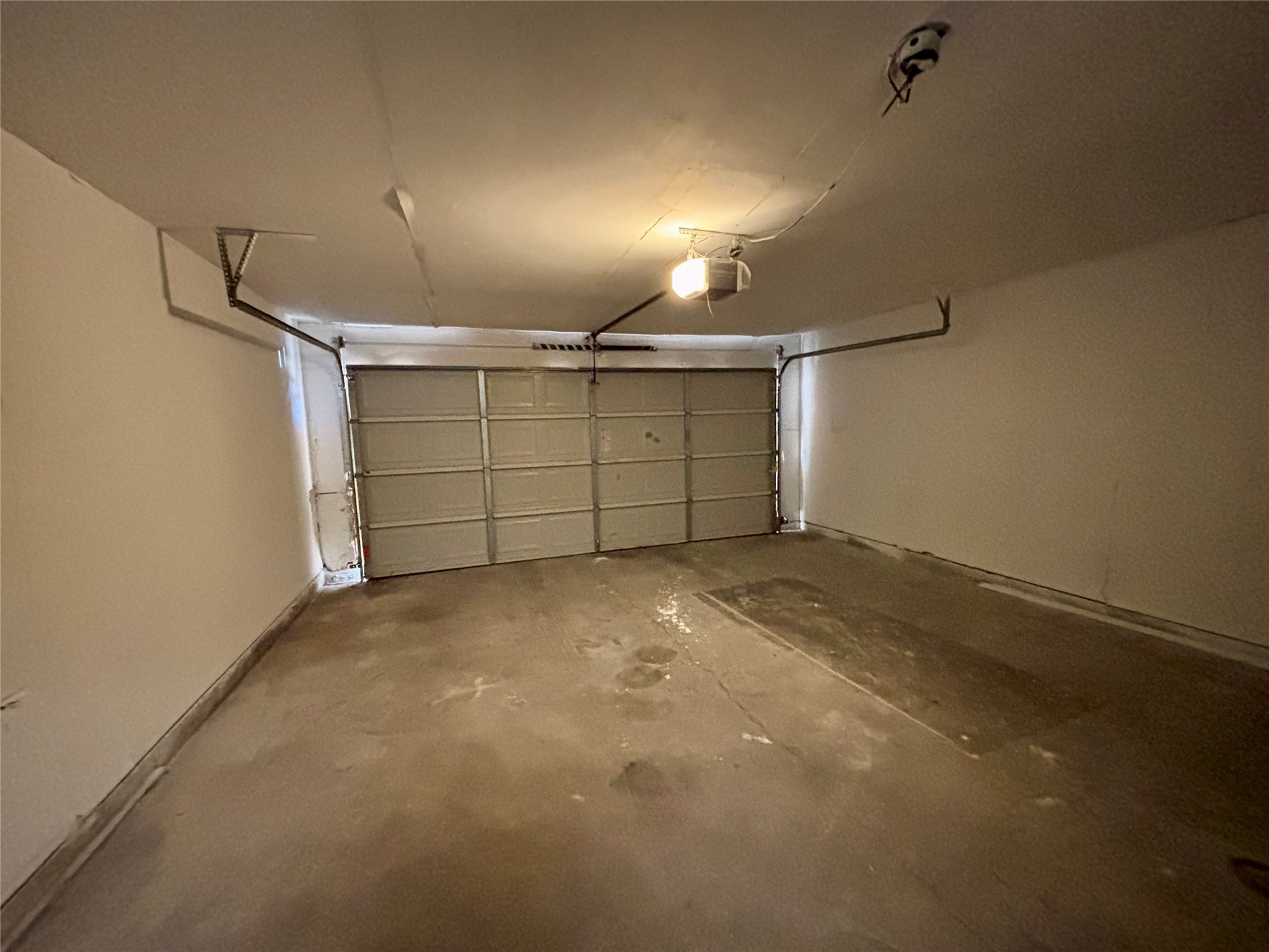 15846 Blueridge Road Missouri City, TX 77489 - Photo 23 of 26 Garage
