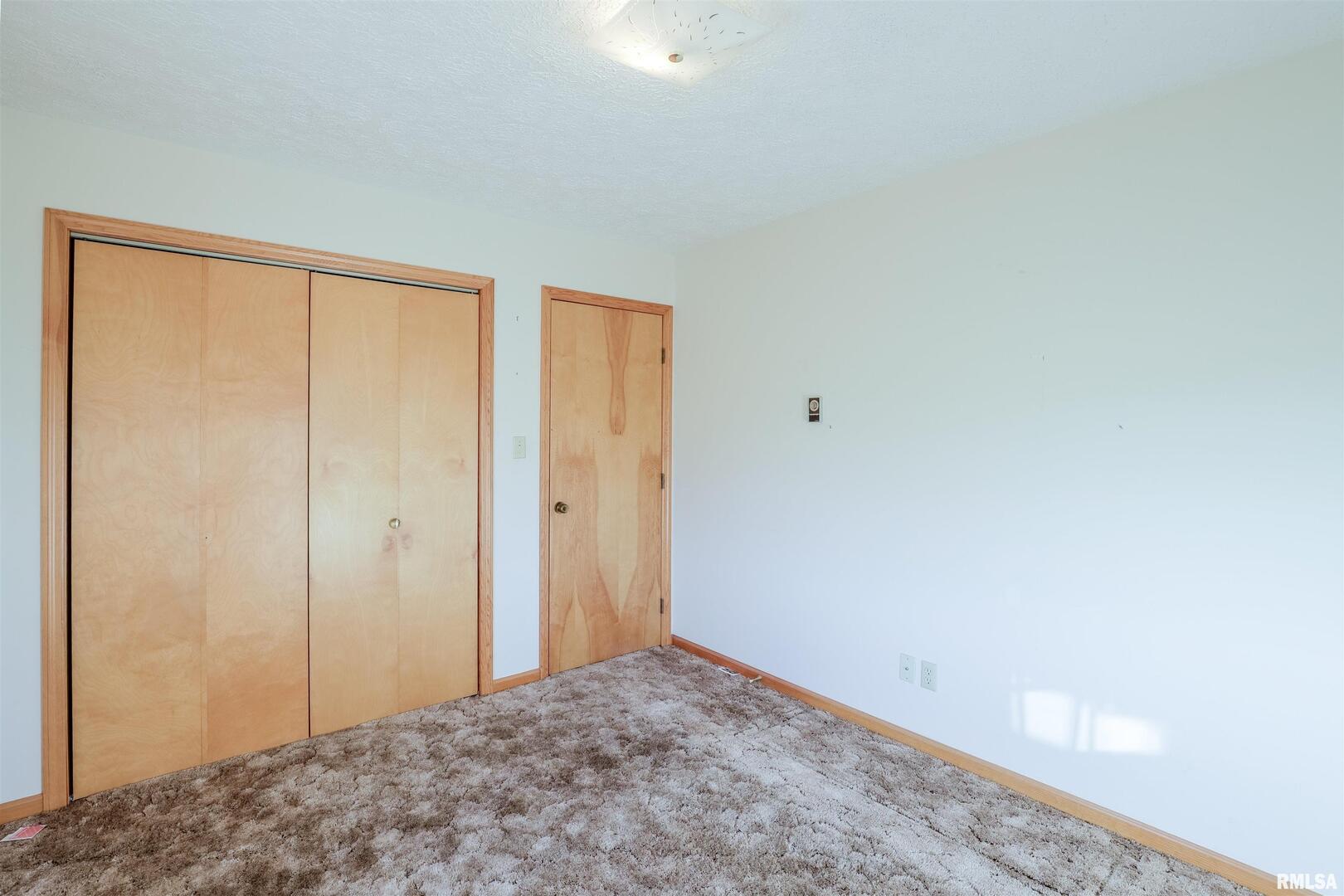 15546 Pittsburg Road Pittsburg, IL 62974 - Photo 20 of 48 a view of empty room