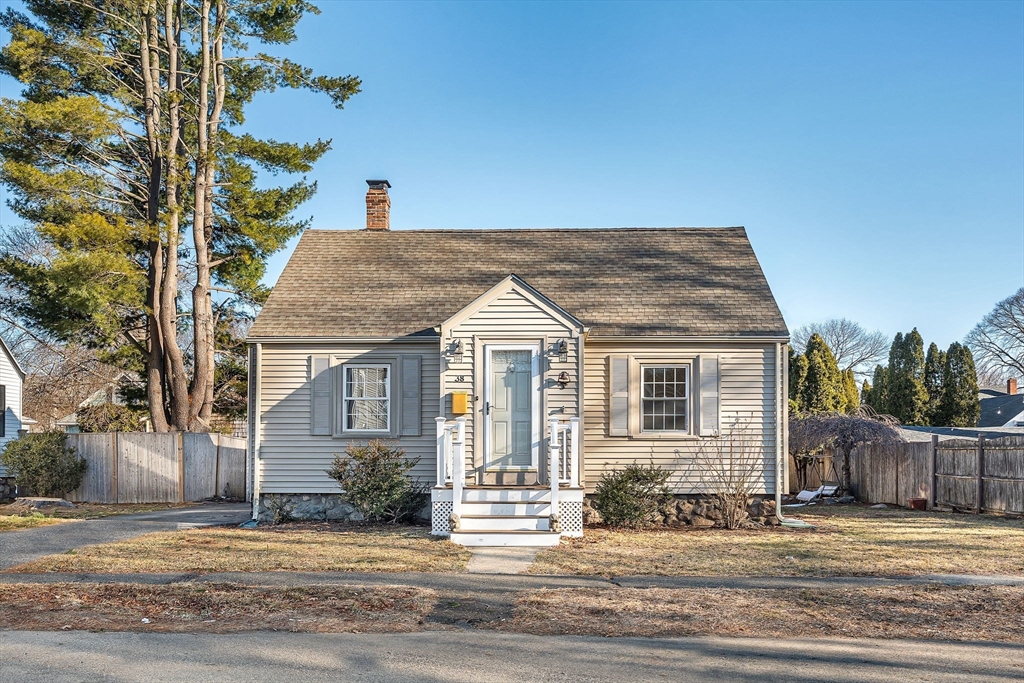 38 Longview Way Peabody, MA 01960 - Photo 2 of 42 a view of a house with a patio
