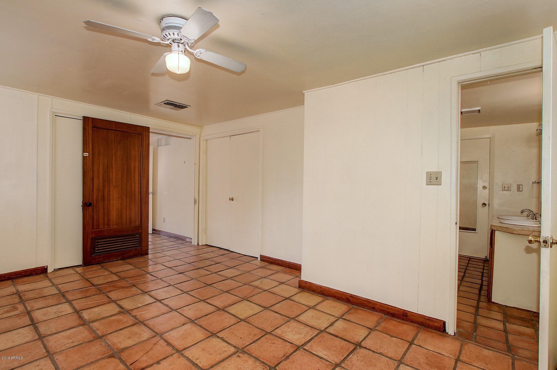 330 East 14th Street Tempe, AZ 85281 - Photo 12 of 26 a view of an empty room