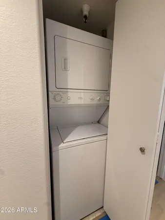 $1,550 | 255 South Kyrene Road, Unit 140, Chandler, AZ 85226