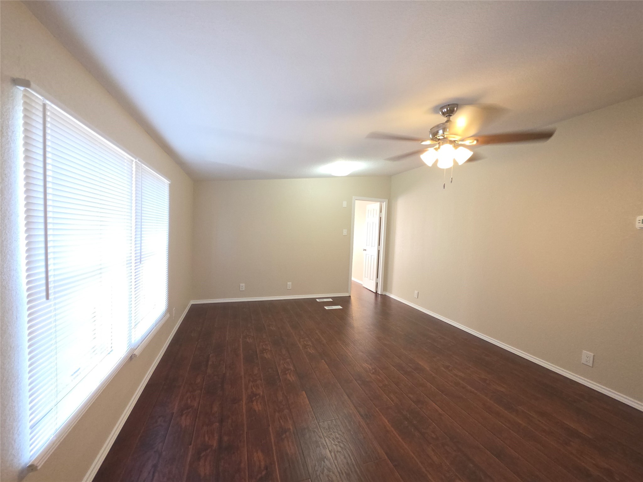 9 Ridgeway Drive Conroe, TX 77303 - Photo 8 of 15